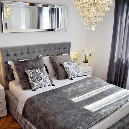 Luxurious Apartment Majda, 2 Bathrooms And Free Parking Split Exterior photo